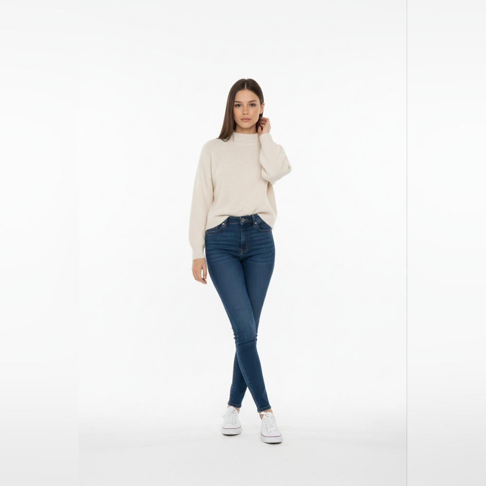 NWT Express Ivory Fuzzy Mock Neck Cropped Sweater Size XS